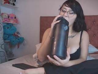 king-lovely-horny webcam model stream image