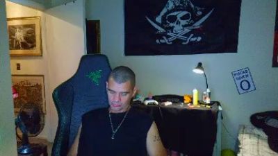 Rustynuts23 webcam model stream image