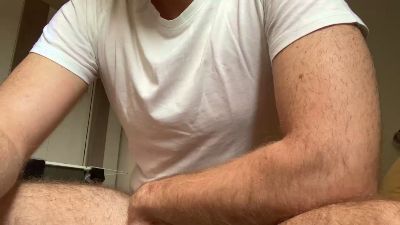 Uncutg webcam model stream image