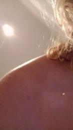 the_red_rose3 webcam model stream image