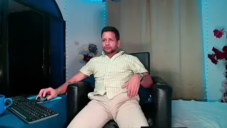 LucasGaeel webcam model stream image