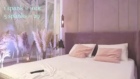 Smiley_Mia webcam stripchat model stream image