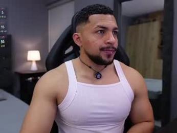 loganmartinx webcam model stream image