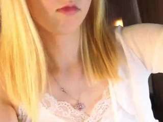 molly-snow webcam model stream image