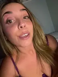 space_couple webcam model stream image