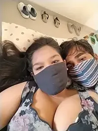 hottiess69 webcam model stream image