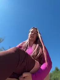 Mona_Plus webcam model stream image