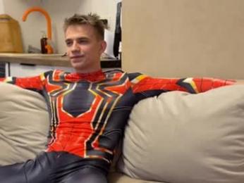 holiday_boys webcam model stream image