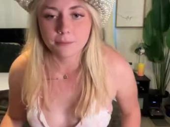 cassiexoox webcam model stream image