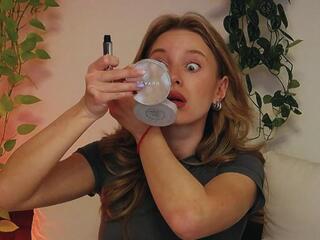 Emma Wilde webcam model stream image