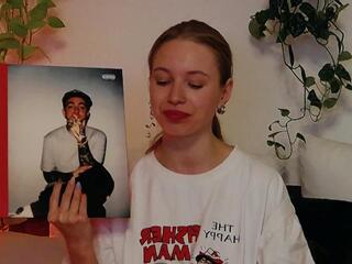 Emma Wilde webcam model stream image