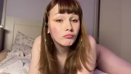 AlexaGudz webcam model stream image