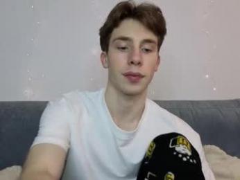 cute_brian webcam model stream image