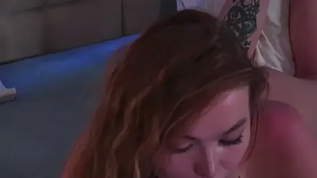 AriWild webcam model stream image