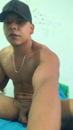 Zartan_ webcam model stream image