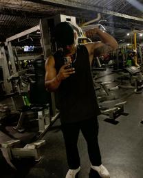 Zartan_ webcam model stream image