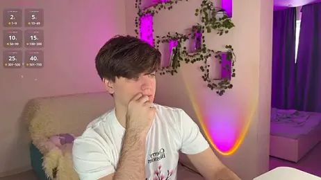 RobertAndLinela webcam model stream image