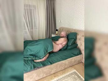 YuGoVi webcam bongacams model stream image