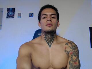 Lucifer Starr webcam model stream image