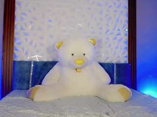 mia-alejandraa webcam model stream image