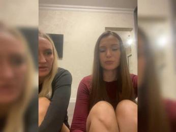 44enji webcam model stream image