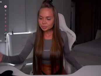 eVvushka webcam bongacams model stream image