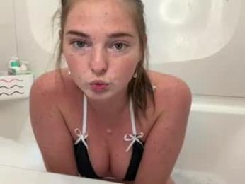 luluxoxo3 webcam model stream image