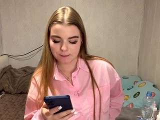 margoriemonnin webcam model stream image