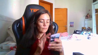 INTHETOILET webcam cam4 model stream image