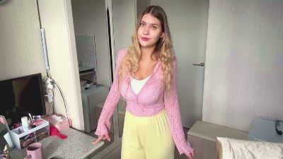 HalleyHinnen webcam model stream image