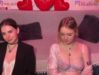 Maliinaa webcam bongacams model stream image