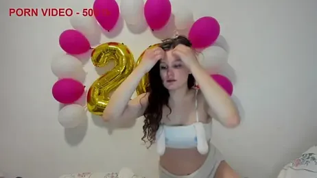 Charlotte_wow webcam model stream image