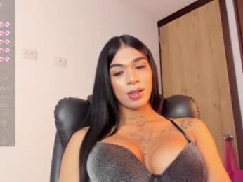 paulett_g webcam model stream image