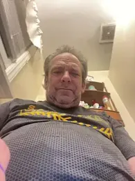 llovetoshowoff webcam model stream image
