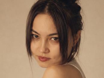 SeeBugl webcam livejasmin model stream image