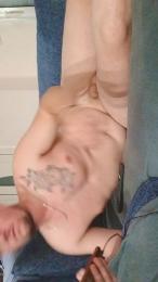 Mushu61 webcam model stream image