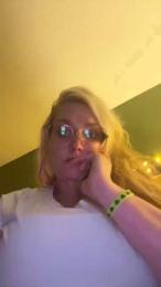 rosavell webcam model stream image