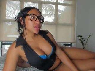 petiitstef webcam model stream image