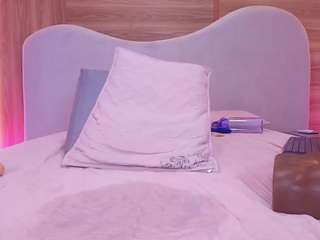 shaina-ad webcam camsoda model stream image