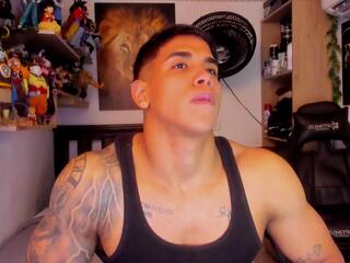William Dracko webcam model stream image