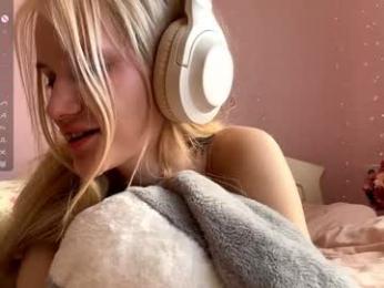 bebravee webcam model stream image