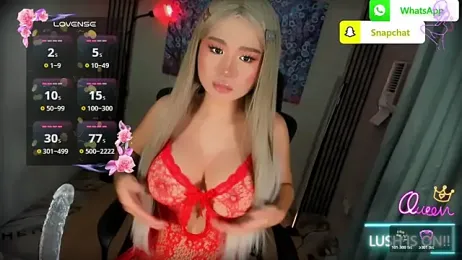 xBigSurpriseLorainex webcam model stream image