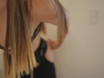 rebeccastonee webcam model stream image