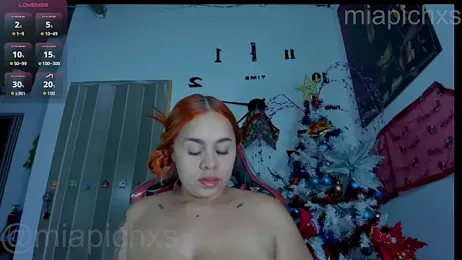 miapichxs webcam stripchat model stream image