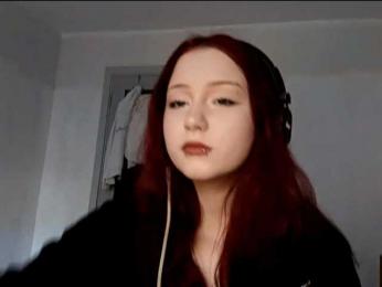 emoemily webcam bongacams model stream image