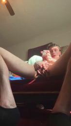 Guyschilling95 webcam model stream image