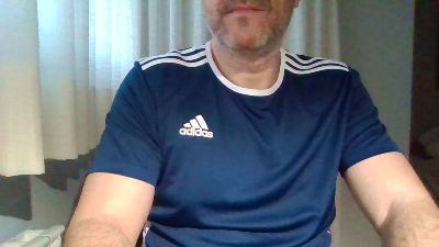 CarlosMd1 webcam cam4 model stream image