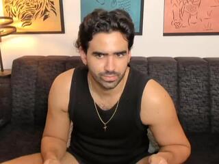 Bradley Martin webcam model stream image