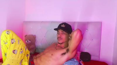angel_foxc_ webcam model stream image