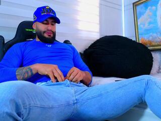 Reynel Castro webcam model stream image